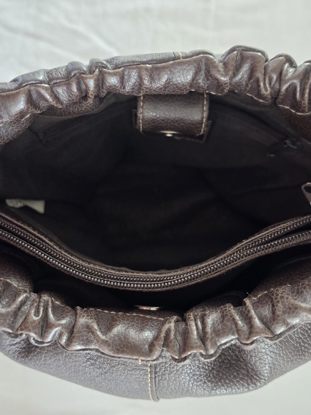 St John's Bay Vintage Y2K Leather Brown Hobo Style Purse Bag - Picture 3 of 6
